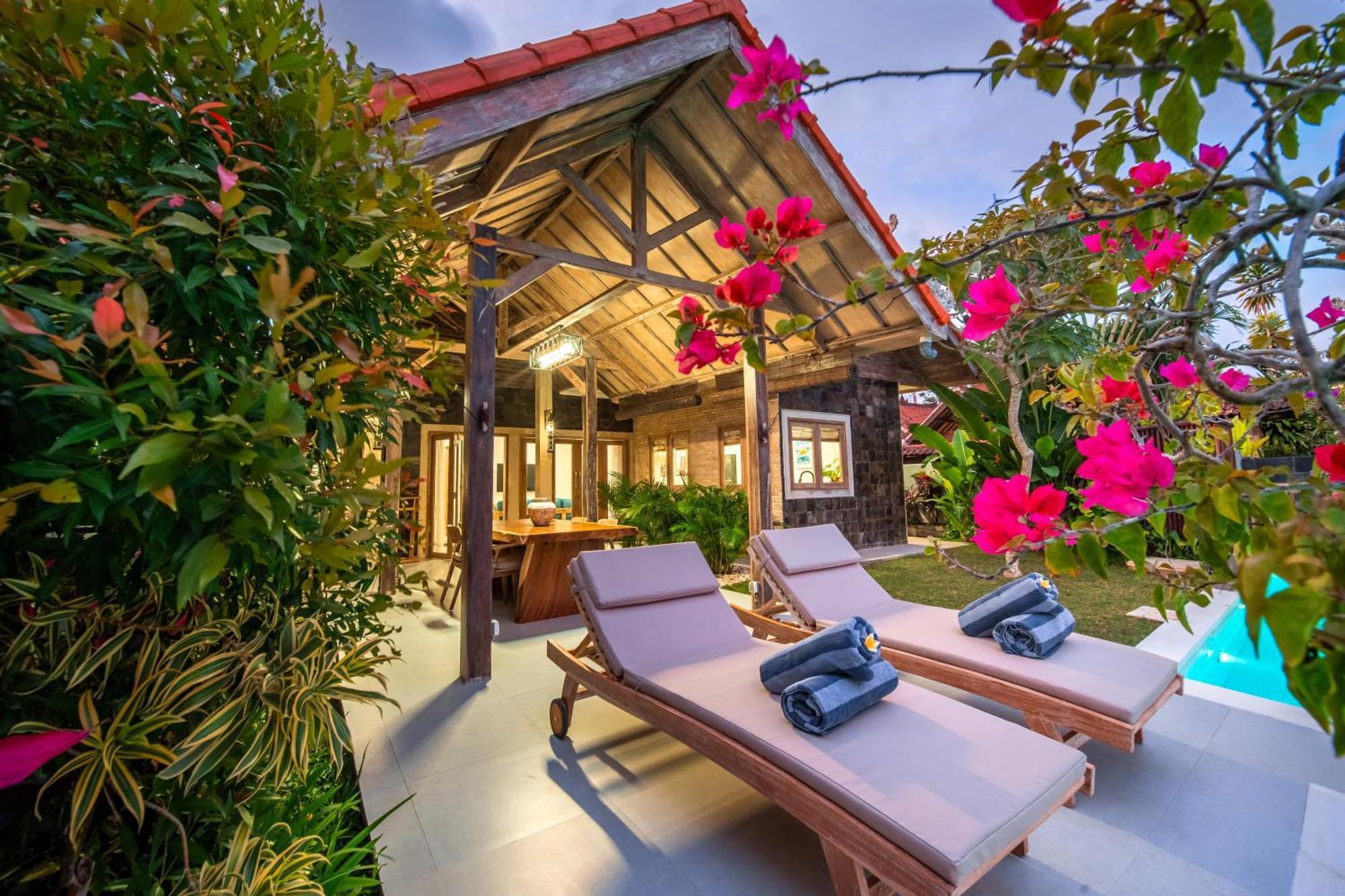Tropical Villa Senang ウルワツ エクステリア 写真