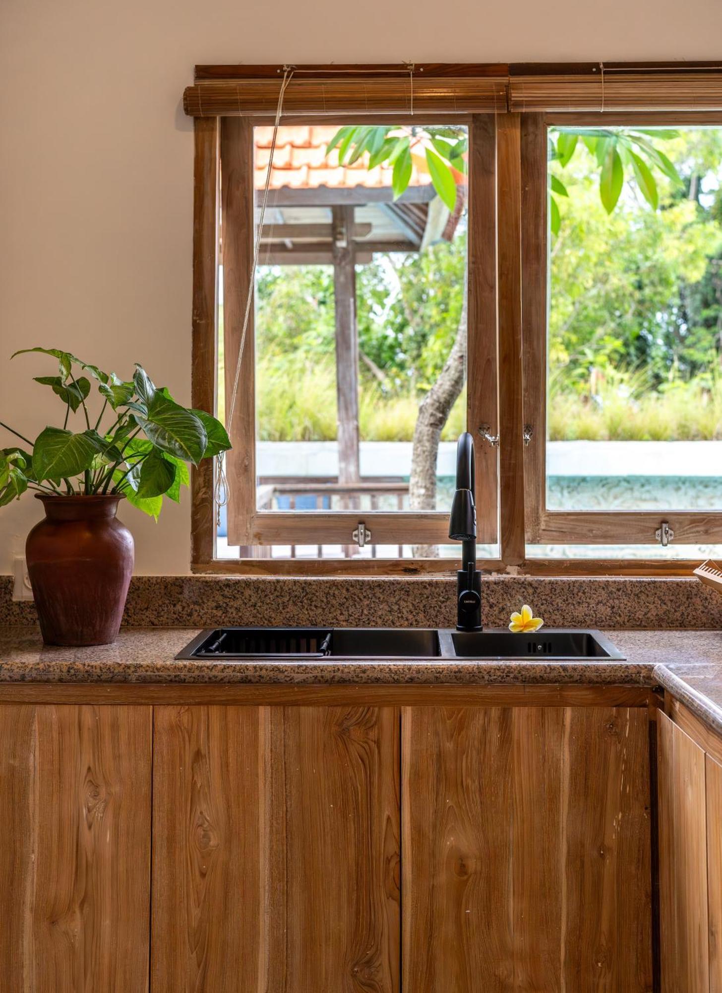 Tropical Villa Senang ウルワツ エクステリア 写真